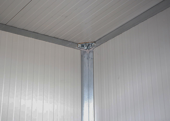 interno box materiale fitosanitario